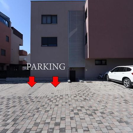 Novi Apartman Franka Apartment Задар Екстериор снимка