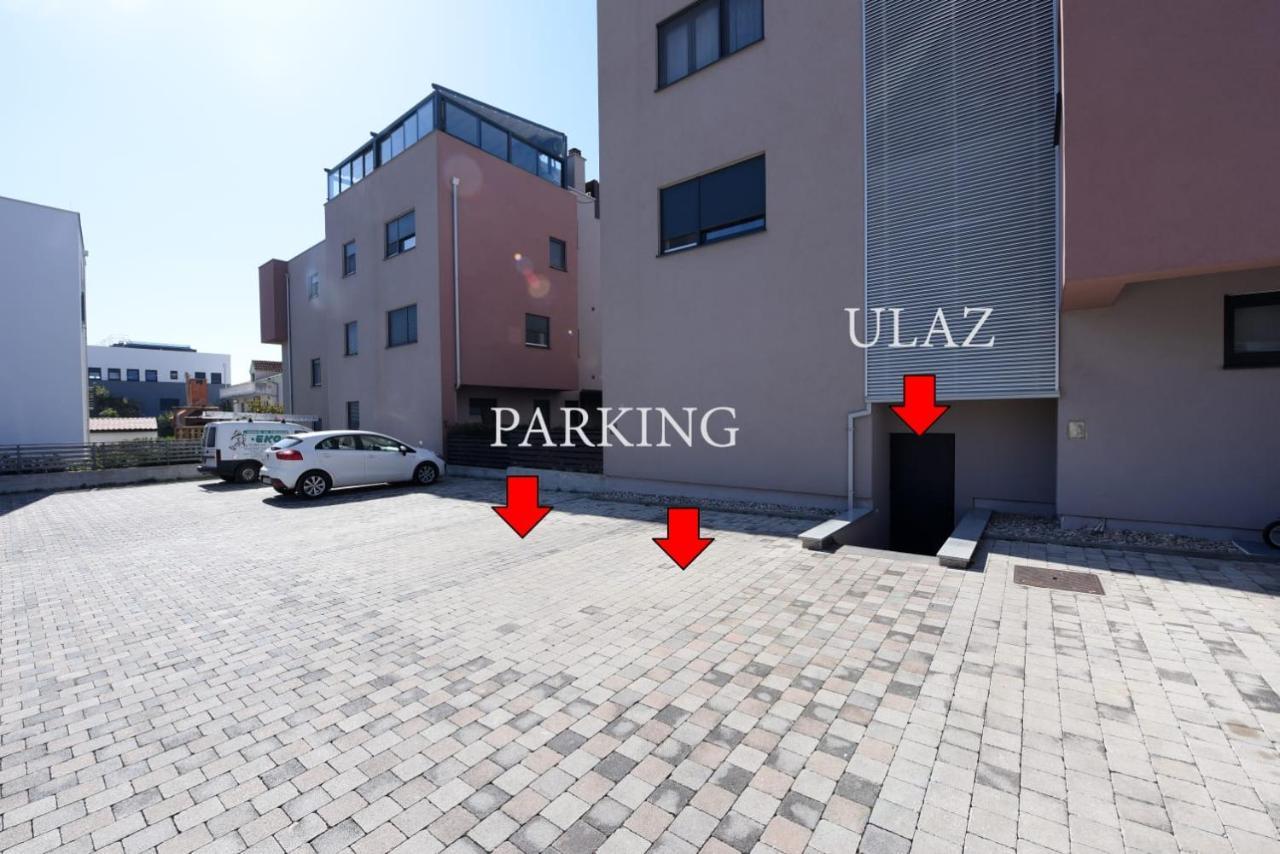 Novi Apartman Franka Apartment Задар Екстериор снимка